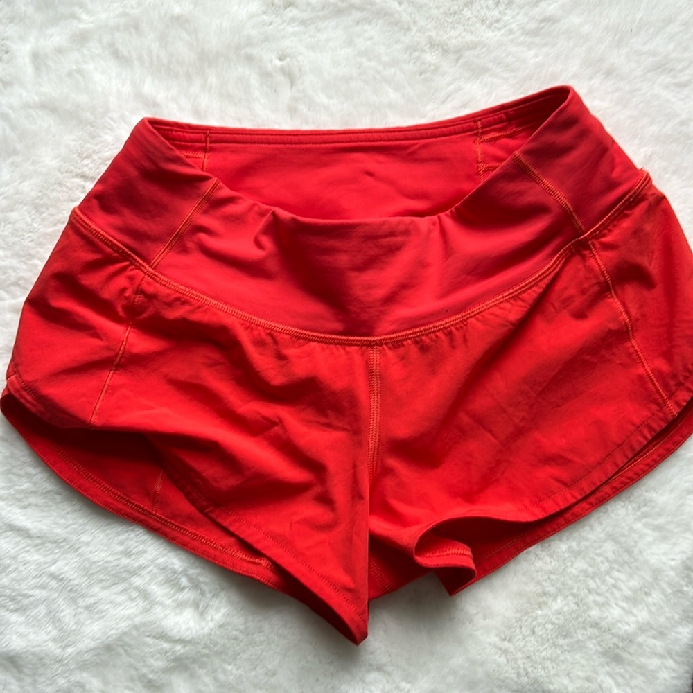 Lululemon speed up low rise 2.5 shorts in red size 2